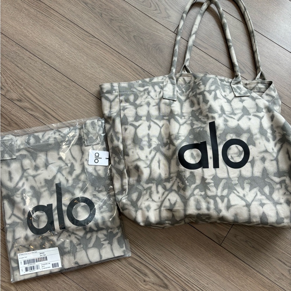 Alo Yoga Tie Die Tote Bag